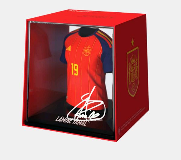 Συλλεκτική φιγούρα Fancollex MyJersey: Spain Lamine Yamal (Home 2026)